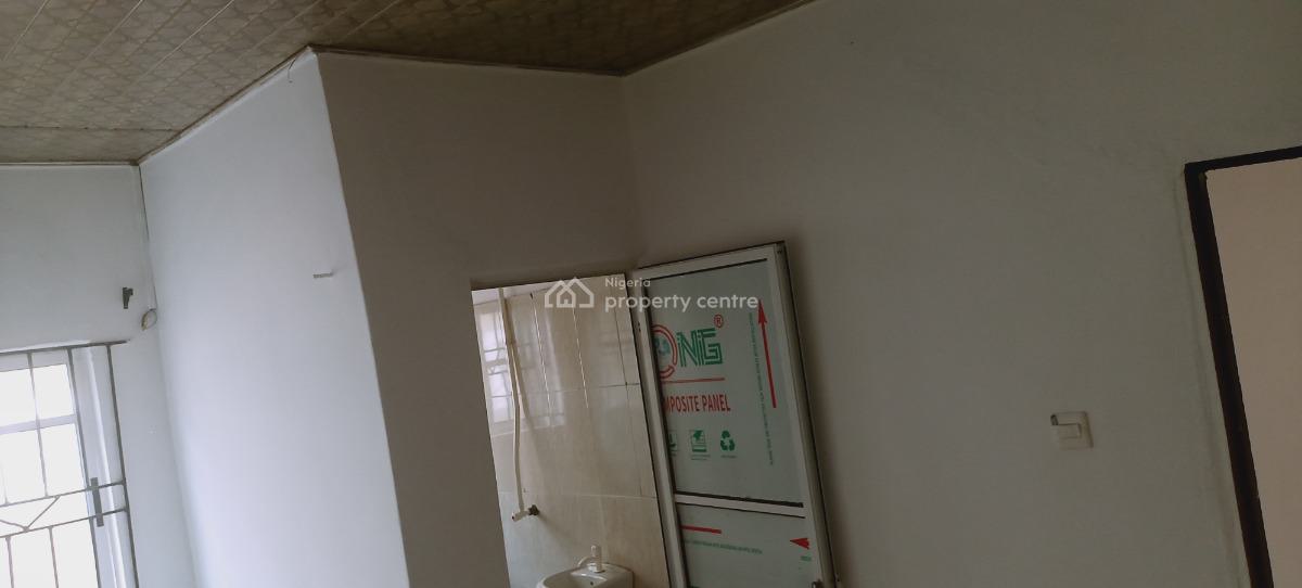 Decent Mini Flat, Ogunjirin, Soluyi, Gbagada, Lagos, Mini Flat (room and Parlour) for Rent