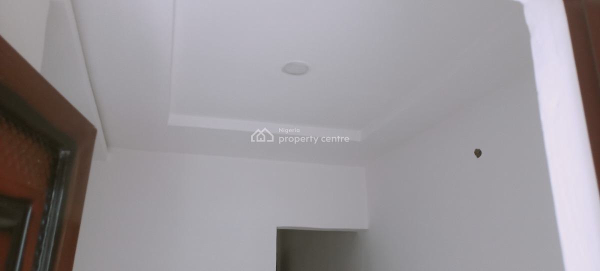 Decent Mini Flat, Ogunjirin, Soluyi, Gbagada, Lagos, Mini Flat (room and Parlour) for Rent