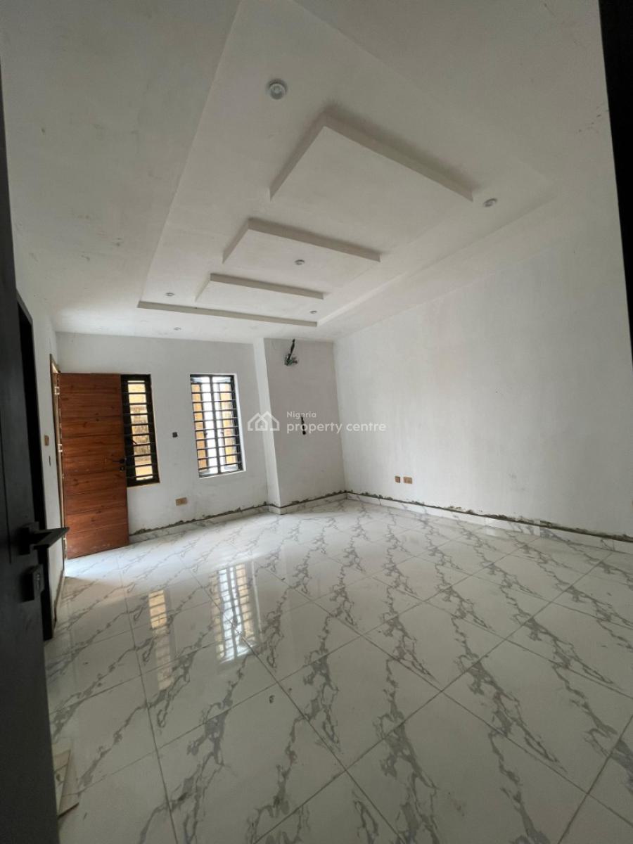 Exquisitely Built 4 Bedroom Terraced Duplex W/ Bq in a Prime Location, Lekki Phase 1, Lekki, Lagos, Terraced Duplex for Sale