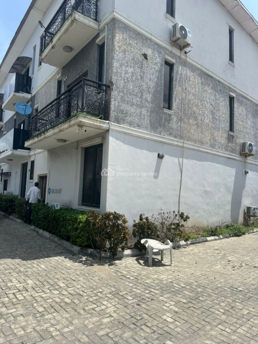 4bedroom Terrace Duplex, Lekki Phase 1 Right Hand Side, Lekki, Lagos, Terraced Duplex for Sale