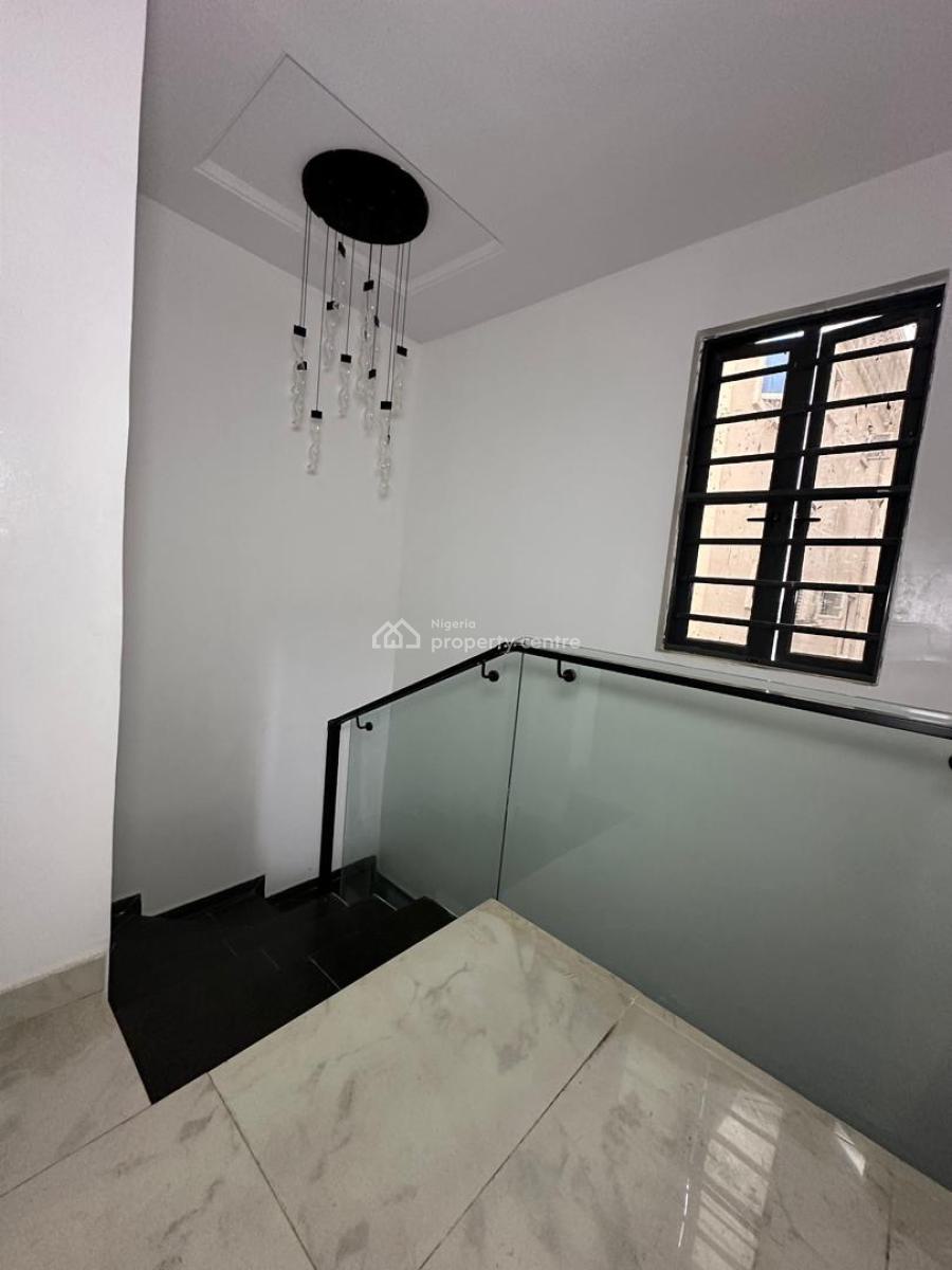 4 Bedroom Apartment, Ologolo, Lekki, Lagos, Flat / Apartment for Sale