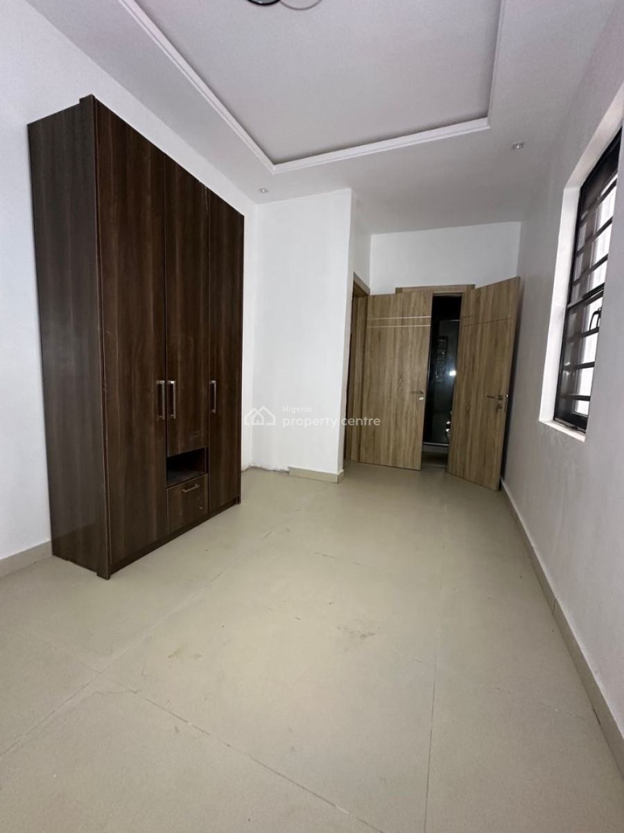 4 Bedroom Apartment, Ologolo, Lekki, Lagos, Flat / Apartment for Sale