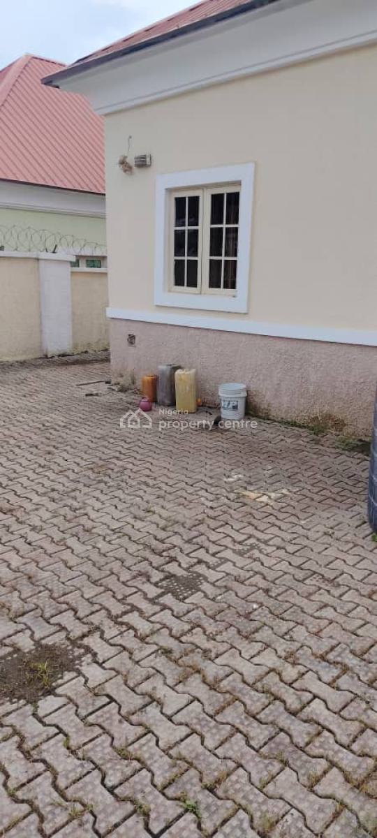 Luxury Three Bedroom Apartment, Sunnyvale Estate, Lokogoma District, Abuja, Flat / Apartment for Rent