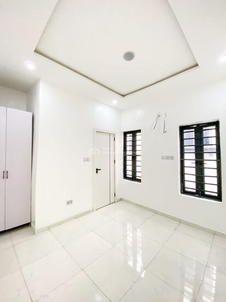 Fast Selling 4 Bedroom Semi Detached Duplex with a Room Bq, Chevron Drive, Lekki, Lagos, Semi-detached Duplex for Sale