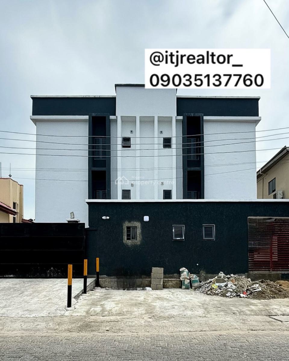 Lovely 2 Bedroom Apartment with Bq, Lekki Phase 1, Lekki Phase 1, Lekki, Lagos, Block of Flats for Sale