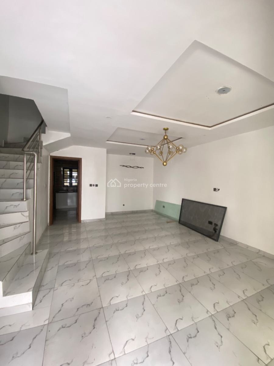 Lovely 4 Bed Serviced Terrace in an Estate, Chevron, Lekki, Lagos, Terraced Duplex for Sale