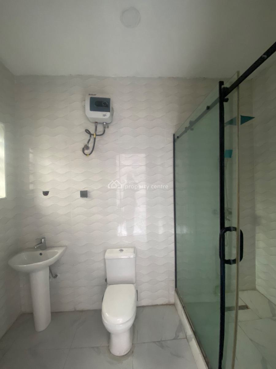 Lovely 4 Bed Serviced Terrace in an Estate, Chevron, Lekki, Lagos, Terraced Duplex for Sale