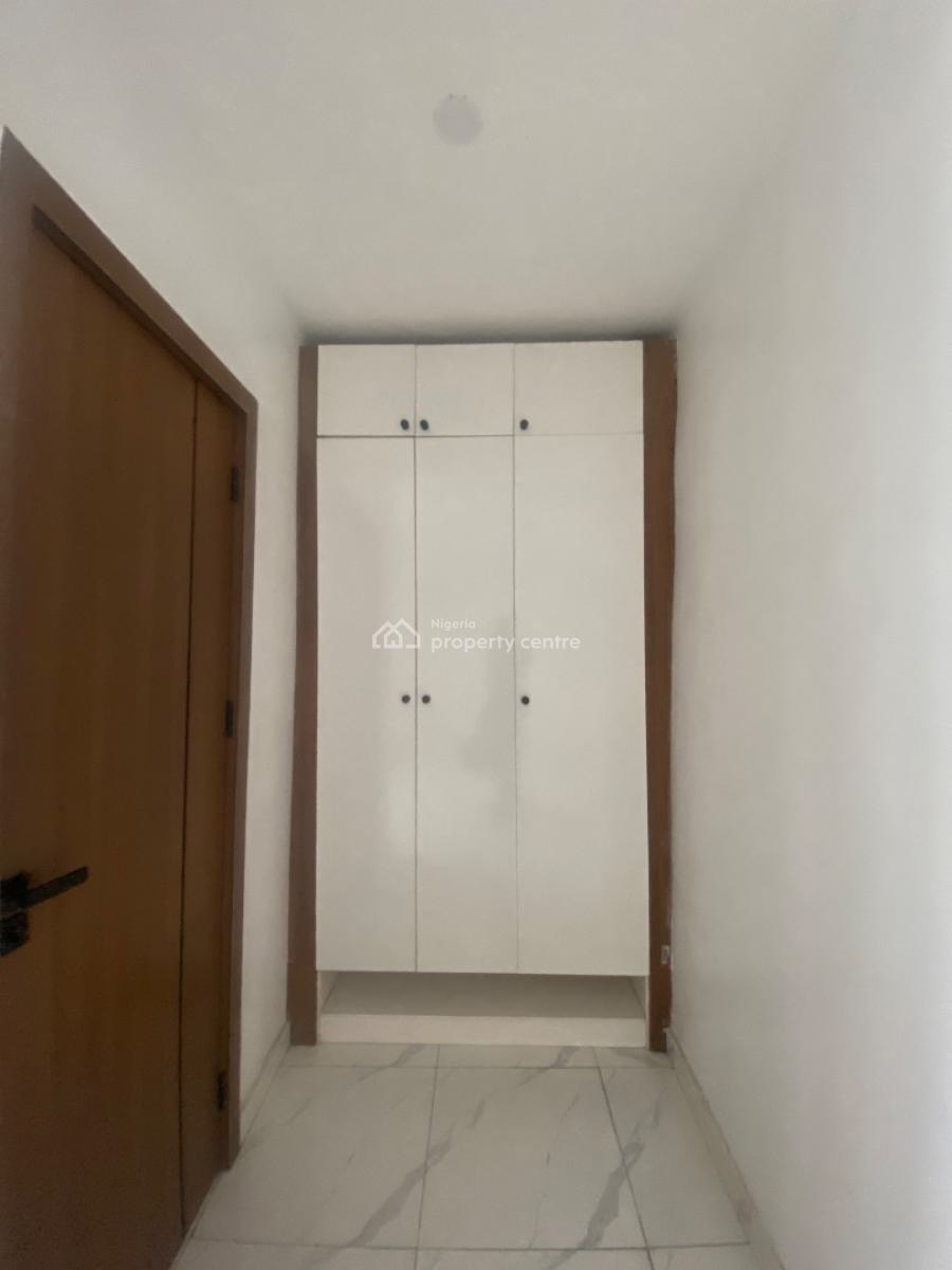 Lovely 4 Bed Serviced Terrace in an Estate, Chevron, Lekki, Lagos, Terraced Duplex for Sale