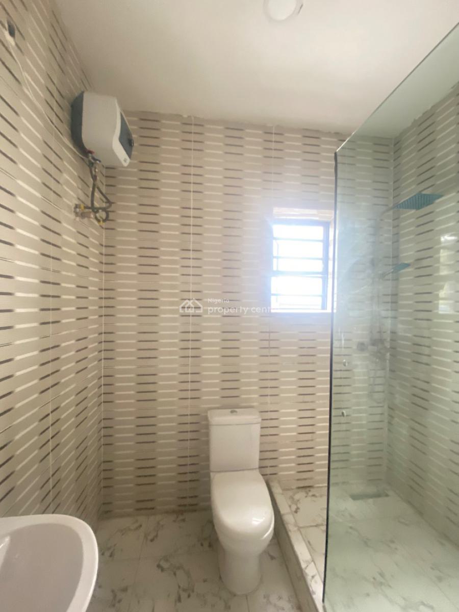 Lovely 4 Bed Serviced Terrace in an Estate, Chevron, Lekki, Lagos, Terraced Duplex for Sale