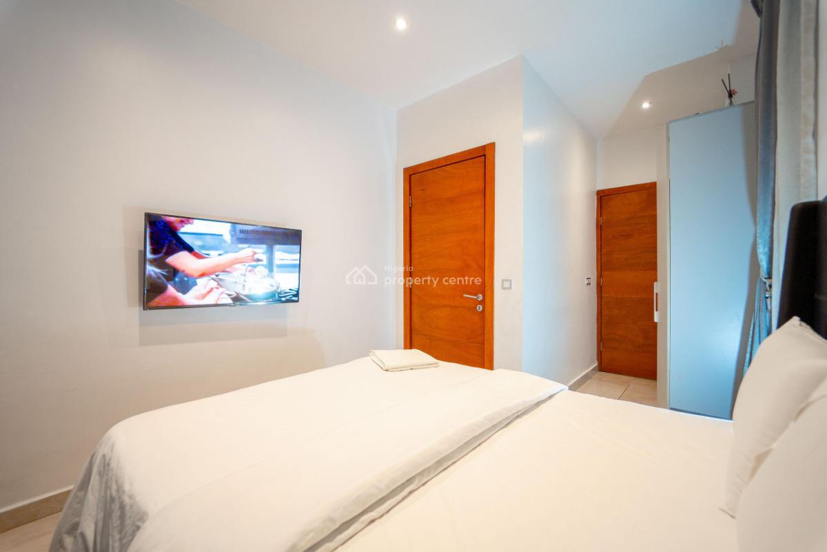 Luxury 4 Bedroom Terrace + Swimming Pool+ps5, Ikoyi, Lagos, Terraced Duplex Short Let