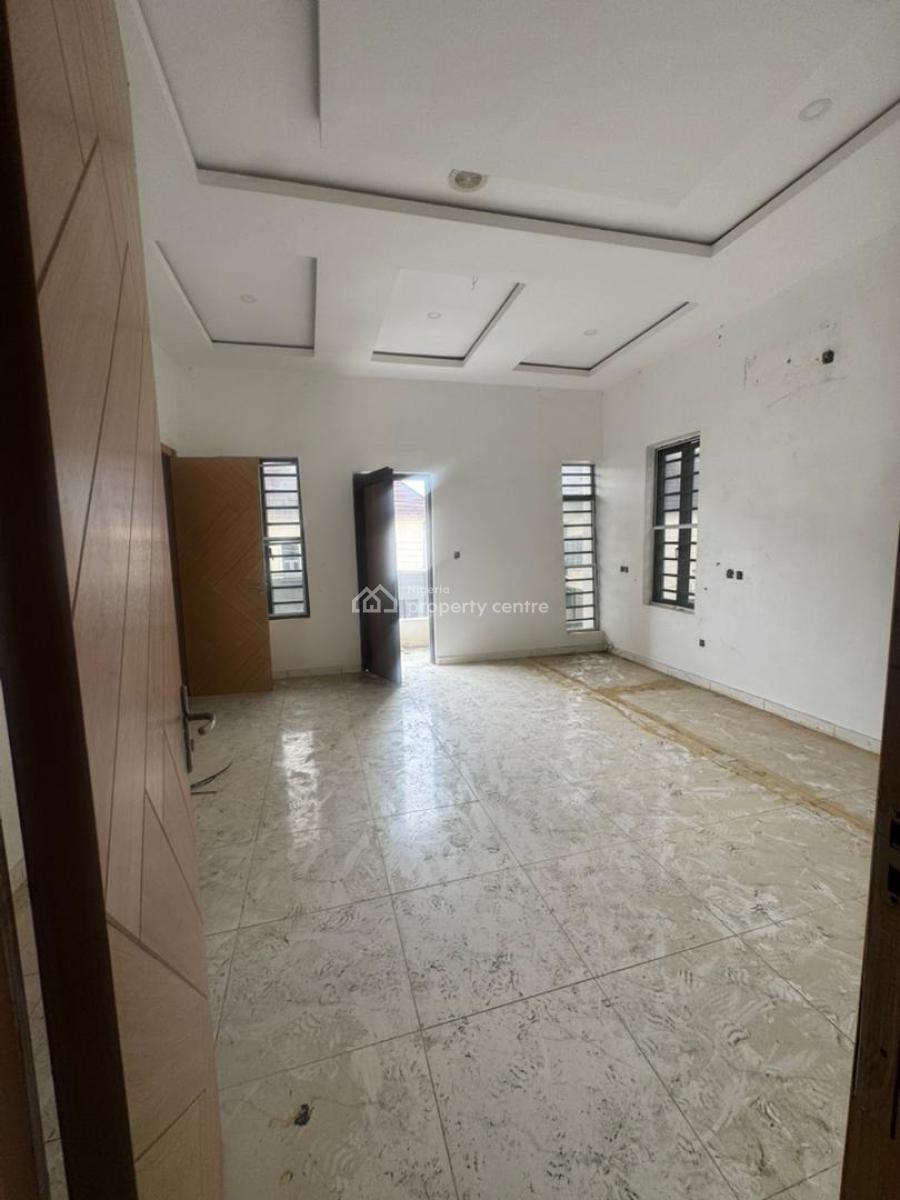 Luxury Spacious Masters Bedroom with Balcony in a Shared Apartment, Orchid, Lekki, Lagos, Self Contain (single Rooms) for Rent