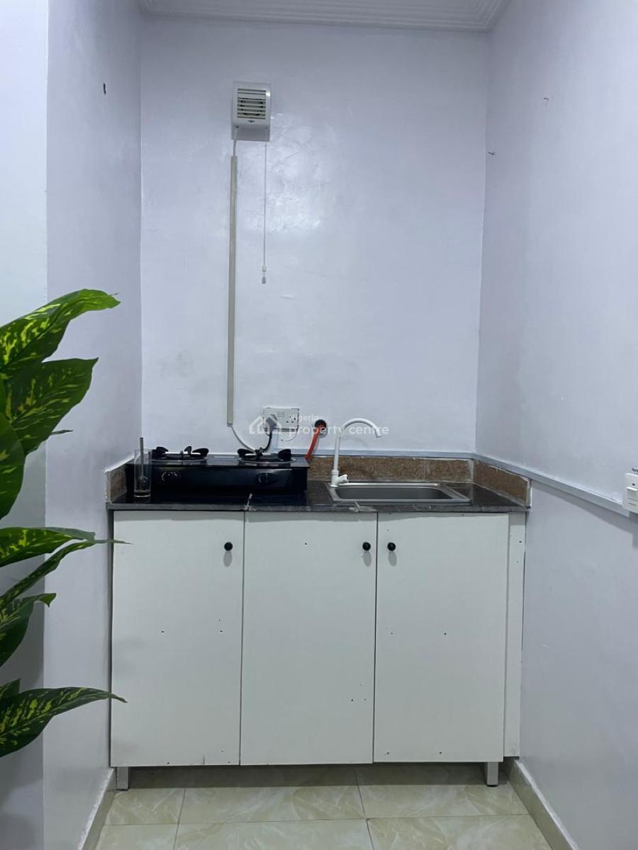 a Beautiful Serviced Mini Flat, Along Chevron Drive, Lekki, Lagos, Mini Flat (room and Parlour) for Rent