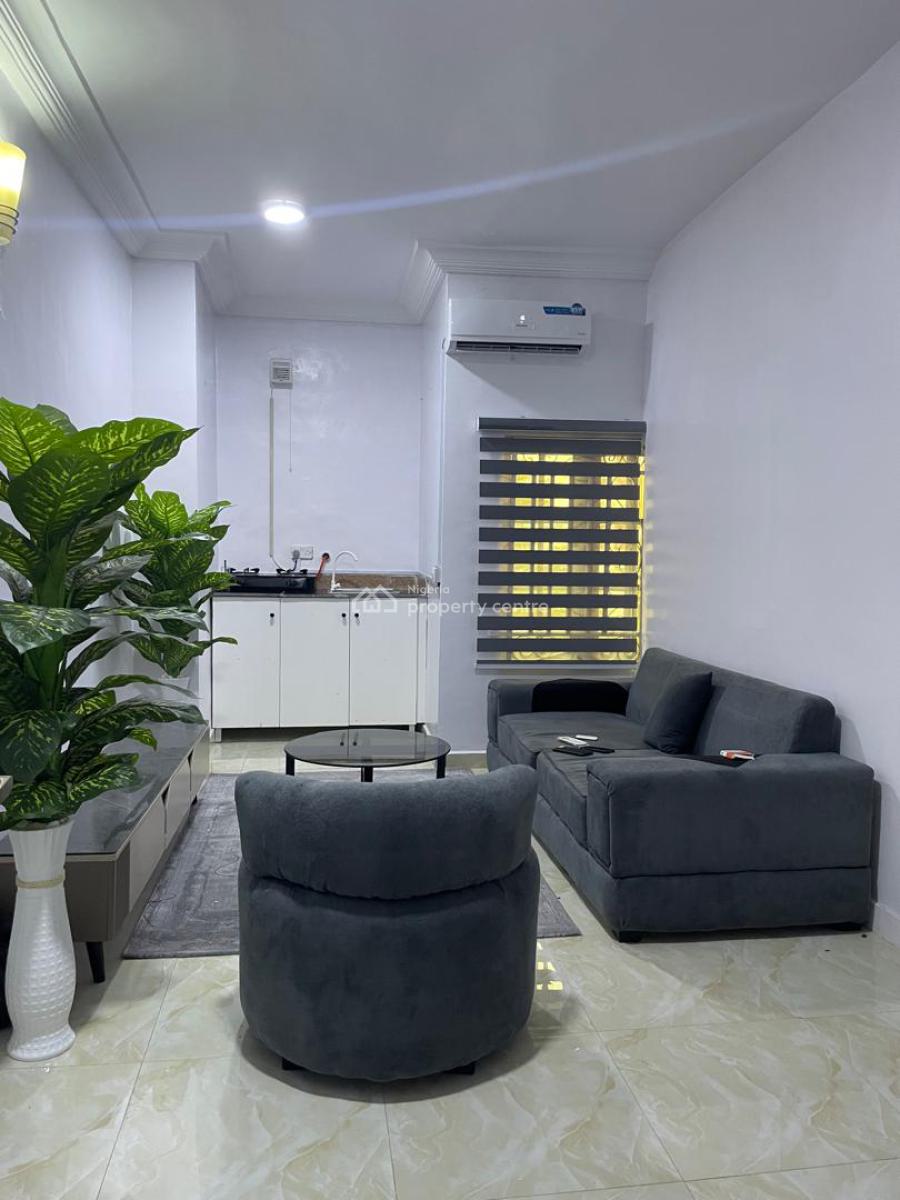 a Beautiful Serviced Mini Flat, Along Chevron Drive, Lekki, Lagos, Mini Flat (room and Parlour) for Rent