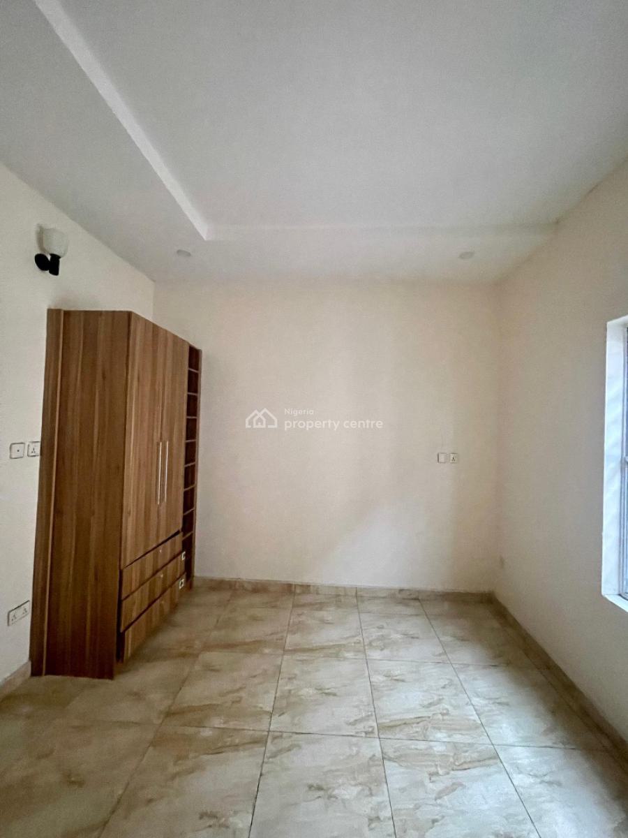 Spacious Fully Serviced 4 Bedroom Terrace Duplex, Orchid, Lekki, Lagos, Terraced Duplex for Sale