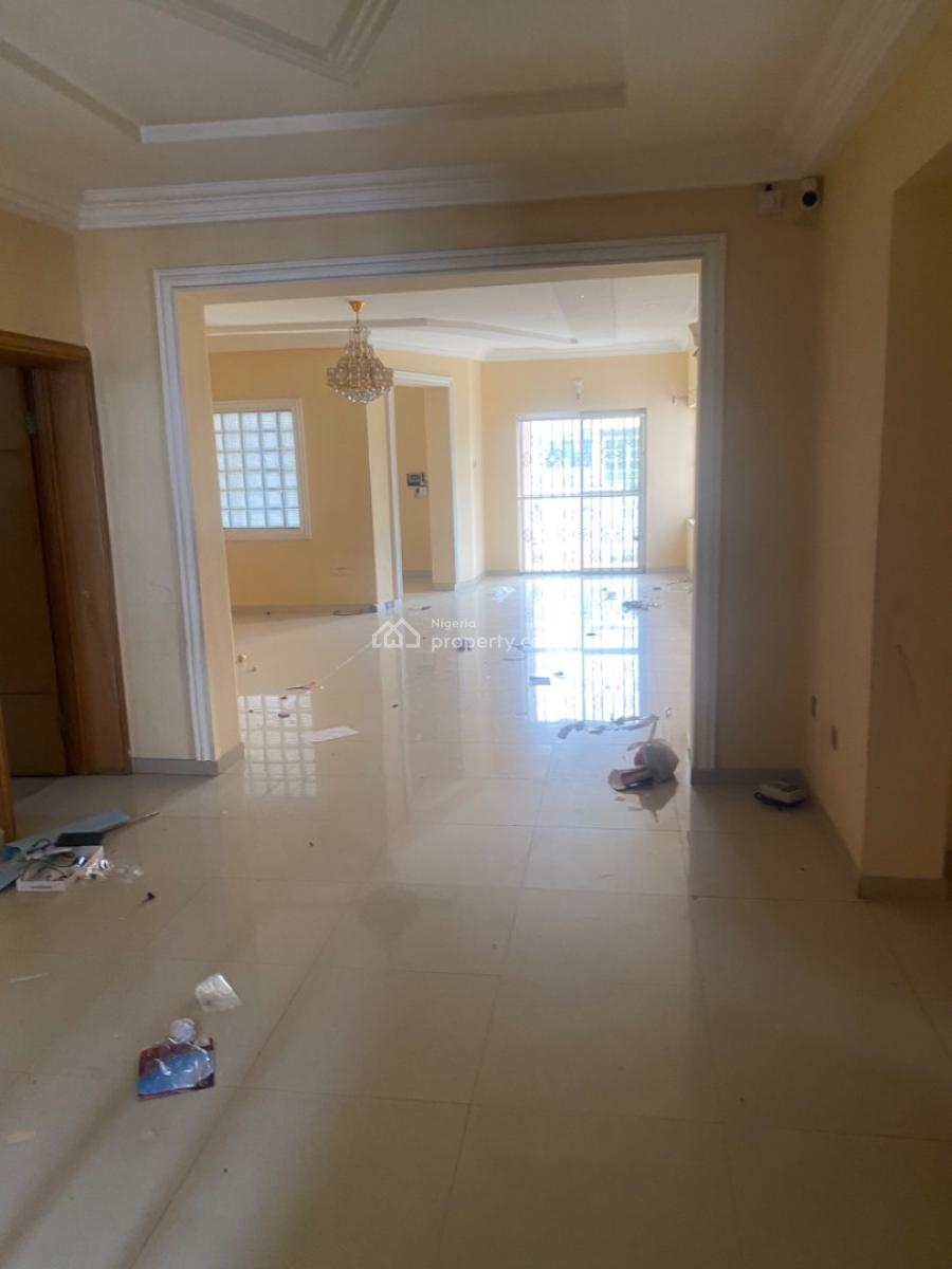 Service 3 Bedroom Apartment, Jasper Ike St, Victoria Island (vi), Lagos, Flat / Apartment for Rent