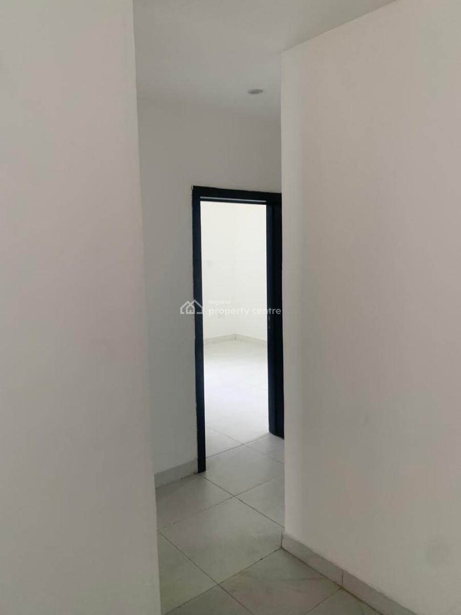 Standard 3 Bedroom Flat with Bq,central Pool and Massive Parking Space, Alausa Height, Alausa, Ikeja, Lagos, Flat / Apartment for Sale