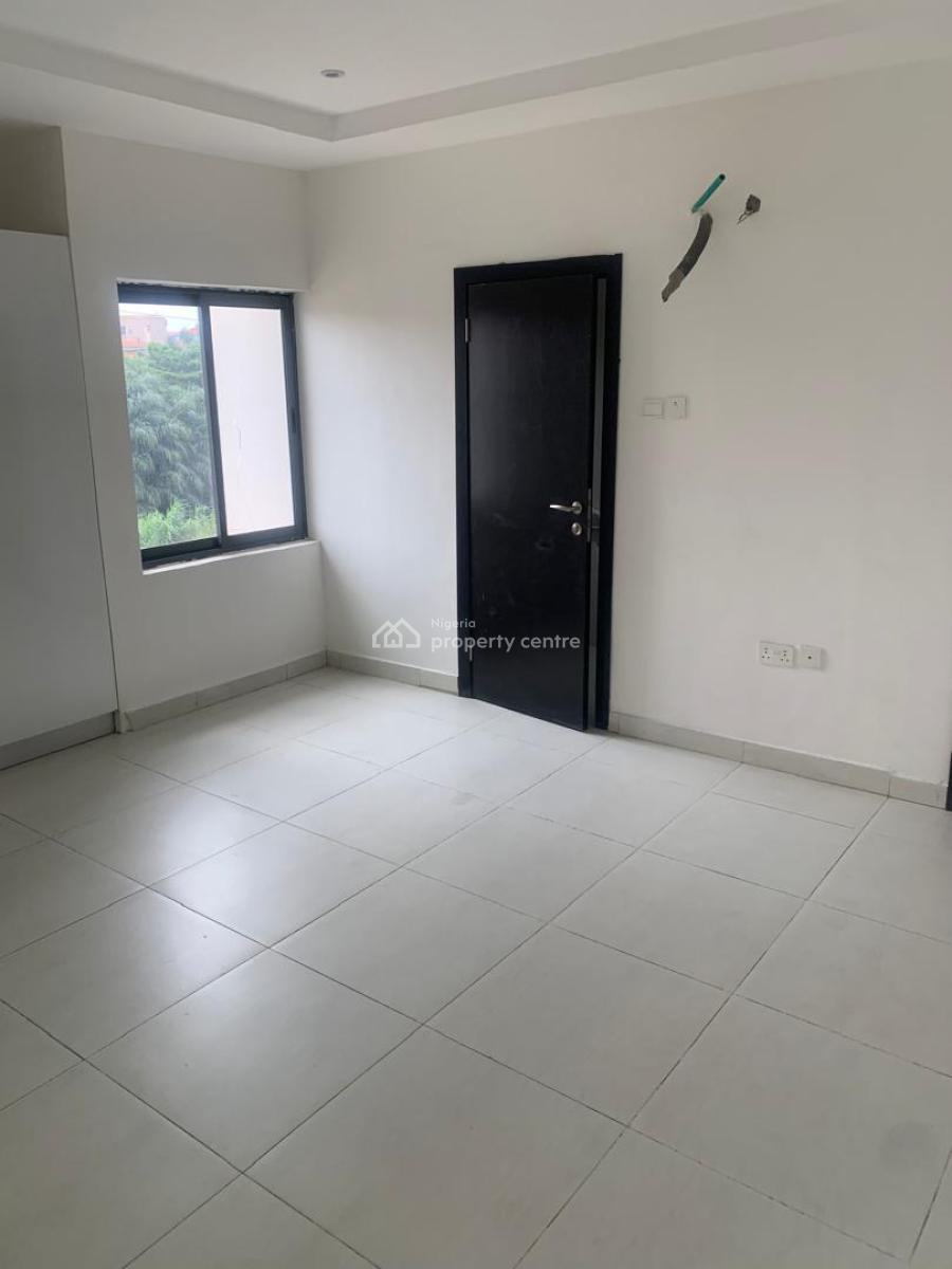 Standard 3 Bedroom Flat with Bq,central Pool and Massive Parking Space, Alausa Height, Alausa, Ikeja, Lagos, Flat / Apartment for Sale