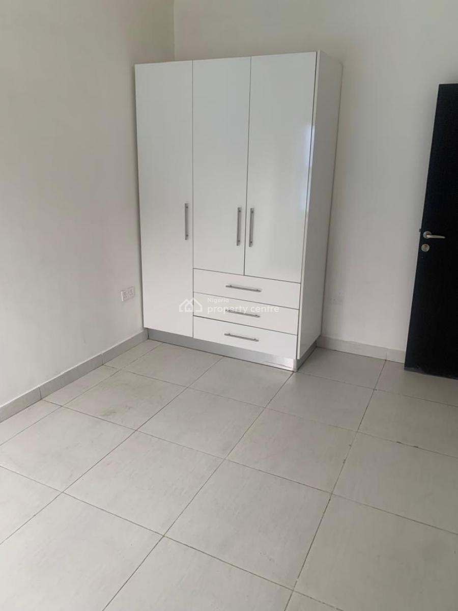 Standard 3 Bedroom Flat with Bq,central Pool and Massive Parking Space, Alausa Height, Alausa, Ikeja, Lagos, Flat / Apartment for Sale