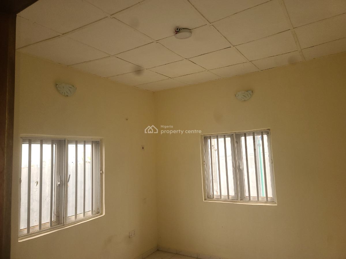 2 Bedroom Flat with Pop Finishing, Ladegboye Area, Off Elepe, Ijede Road, Ikorodu, Lagos, Flat / Apartment for Rent