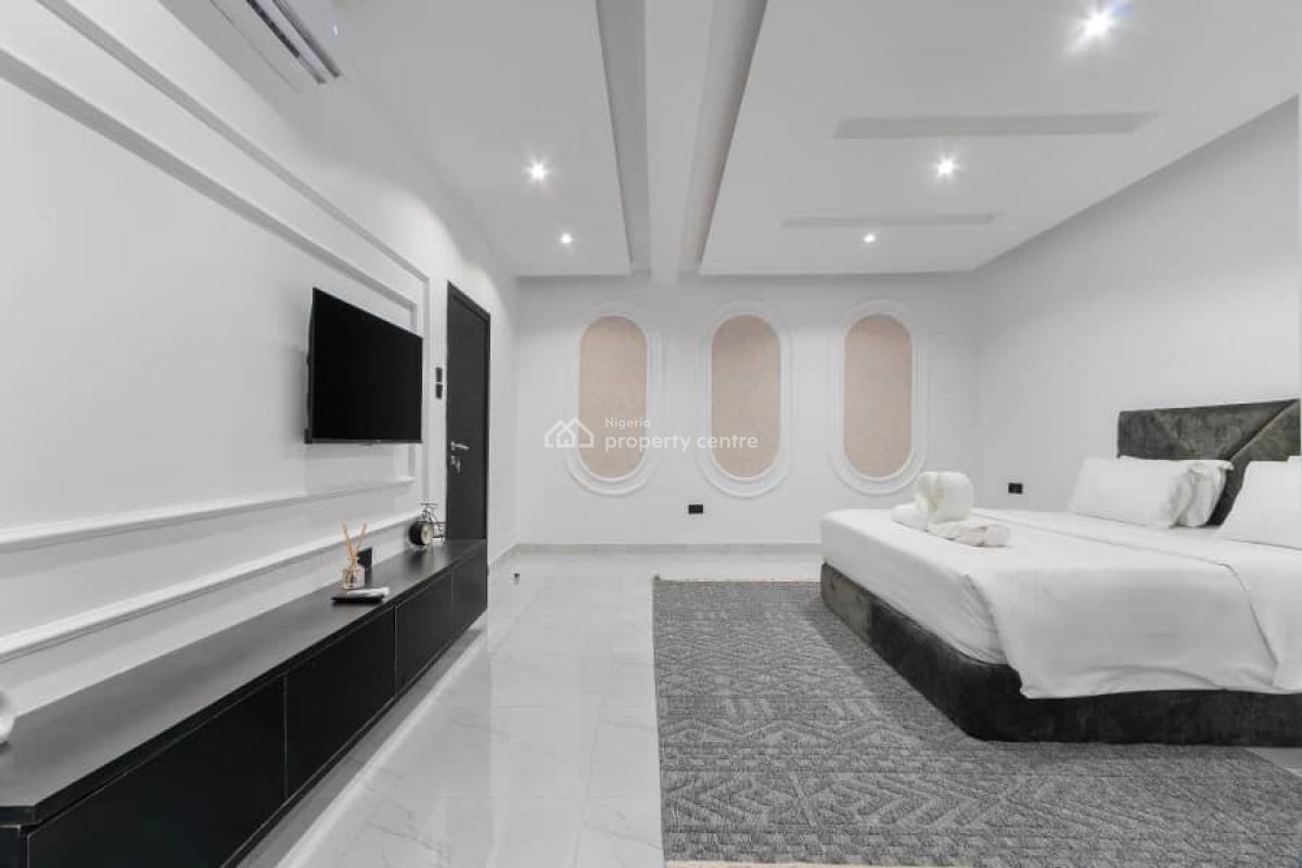 Luxurious 2 Bedroom Apartment, Lekki Phase 1, Lekki, Lagos, Flat / Apartment Short Let