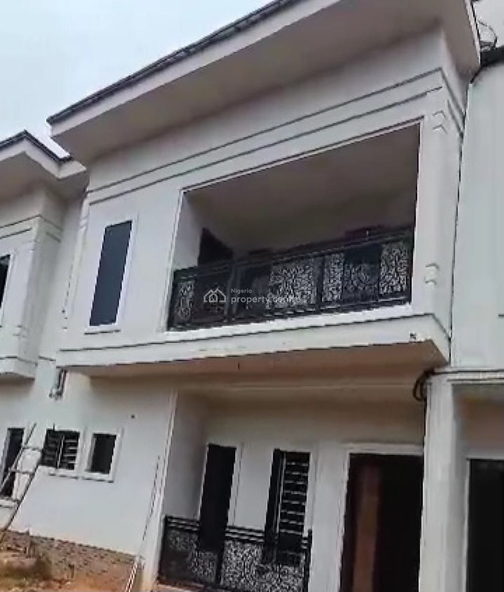 New 4flat of 3bedroom  100ft By 100ft Land, Amagba Community Off Ugbor Central, Benin, Oredo, Edo, Block of Flats for Sale