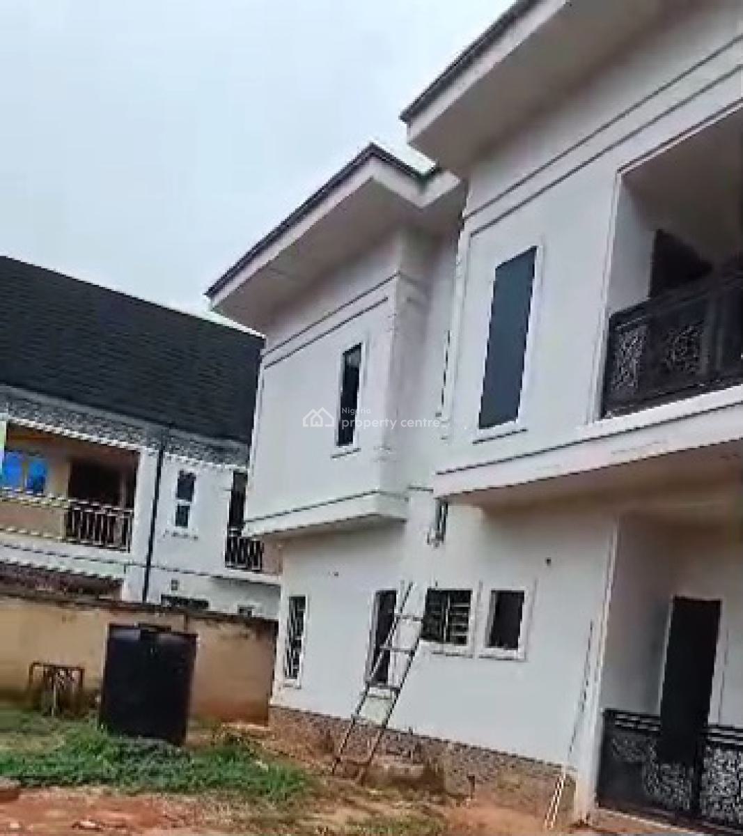 New 4flat of 3bedroom  100ft By 100ft Land, Amagba Community Off Ugbor Central, Benin, Oredo, Edo, Block of Flats for Sale