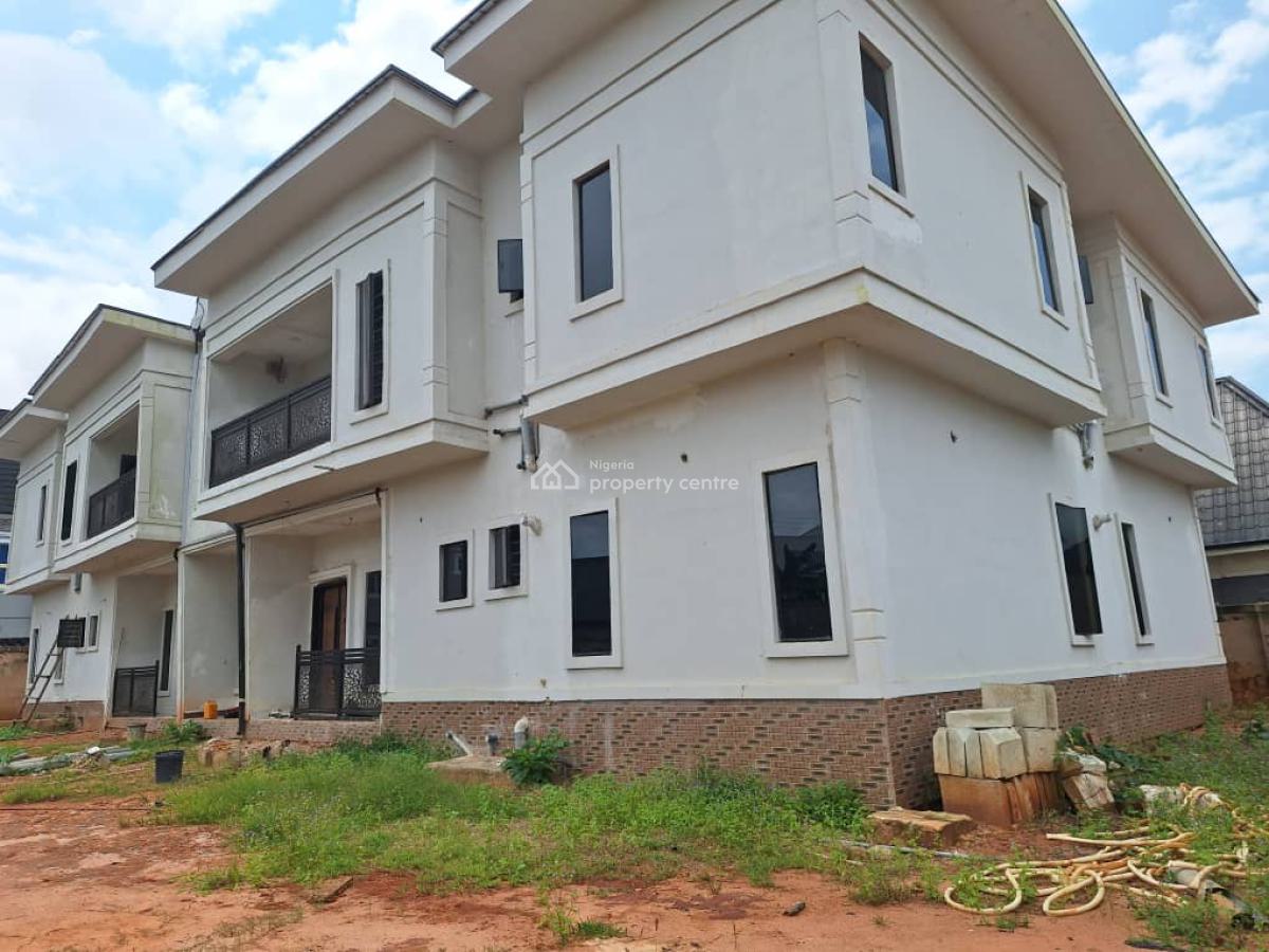 New 4 Flat of 3 Bedroom 100ft By 100ft Land, Amagba Community Off Ugbor Central, Benin, Oredo, Edo, Block of Flats for Sale