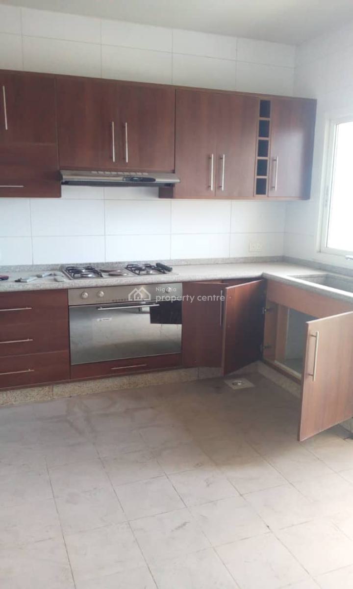 Well Maintained 3 Bedroom Flat in a High Rise, Old Ikoyi, Ikoyi, Lagos, Flat / Apartment for Sale
