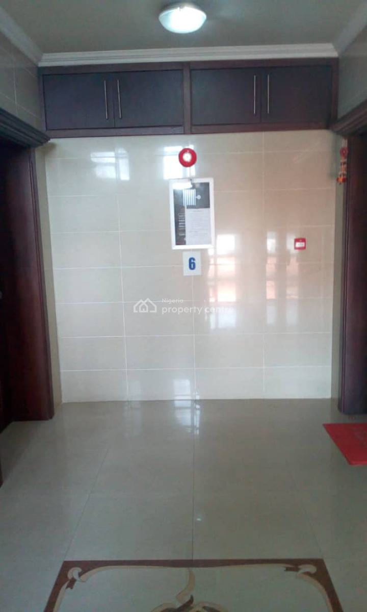 Well Maintained 3 Bedroom Flat in a High Rise, Old Ikoyi, Ikoyi, Lagos, Flat / Apartment for Sale