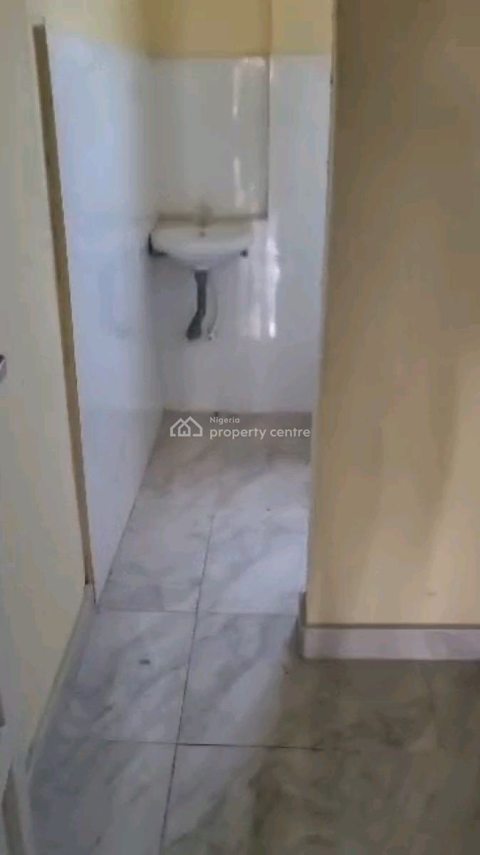 3 Bedroom Flat Office Space, Yaba, Lagos, Office Space for Rent