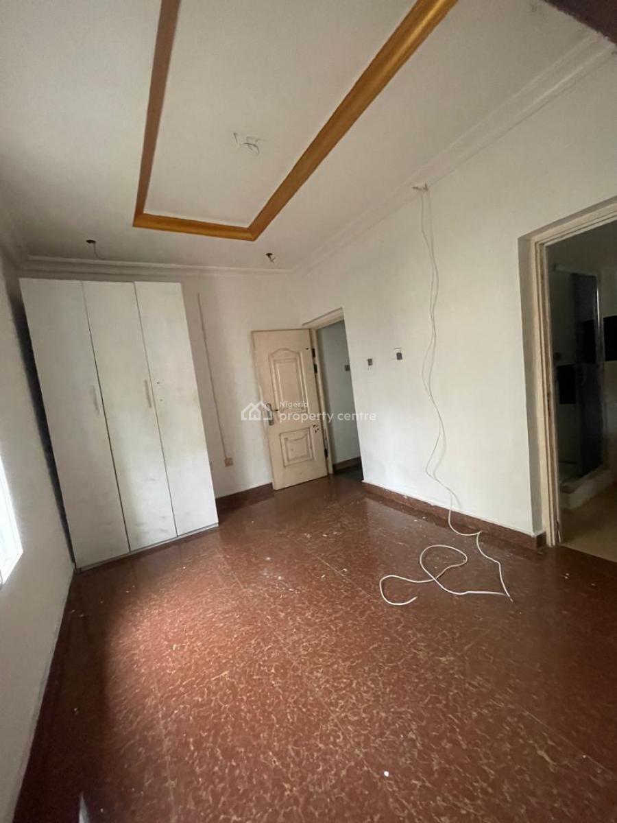 Self Contain, Chevy View Estate, Lekki Expressway, Lekki, Lagos, Self Contain (single Rooms) for Rent