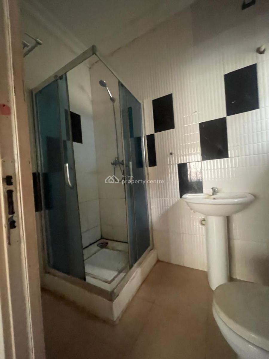 Self Contain, Chevy View Estate, Lekki Expressway, Lekki, Lagos, Self Contain (single Rooms) for Rent