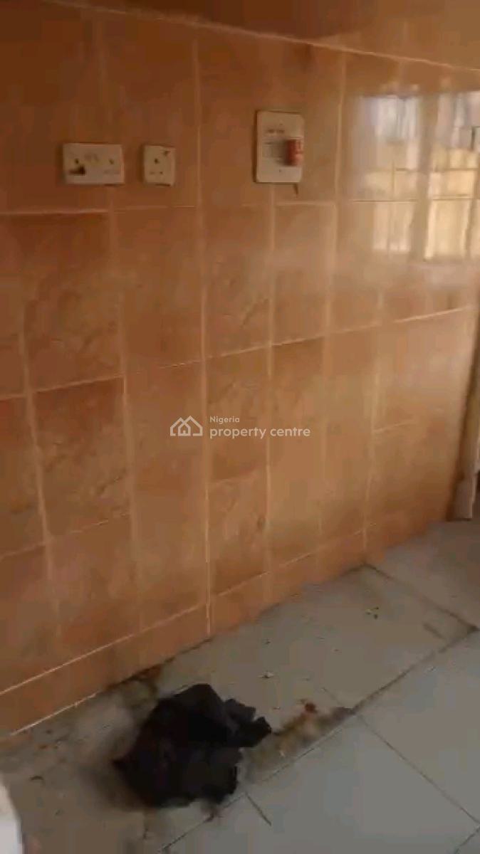 Decent 2 Bedroom Up Flat Both Rooms Ensuite N Guest Toilet, New Garage, Gbagada, Lagos, Flat / Apartment for Rent