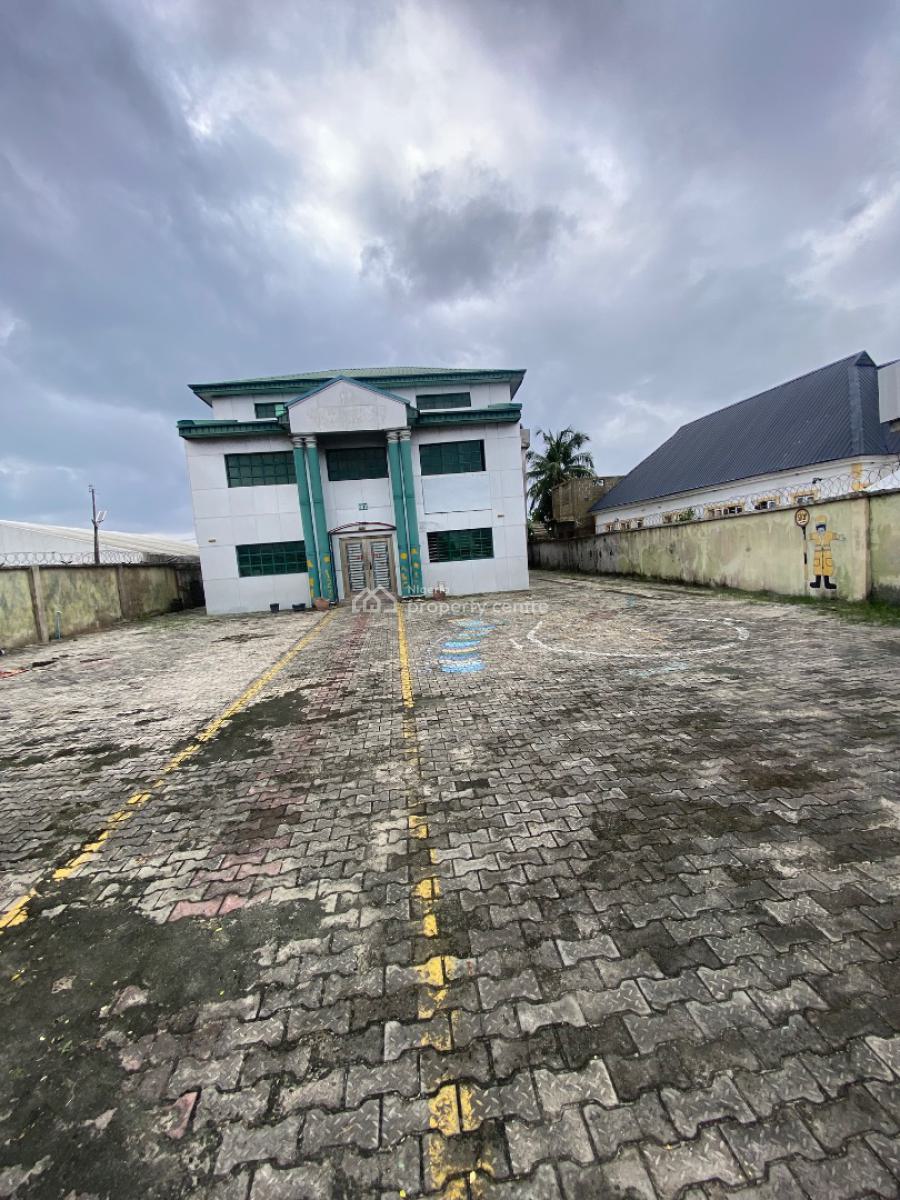 Office Building Directly Facing Lekki Epe Expressway, Lakuwe, Ibeju Lekki, Lagos, Office Space for Sale