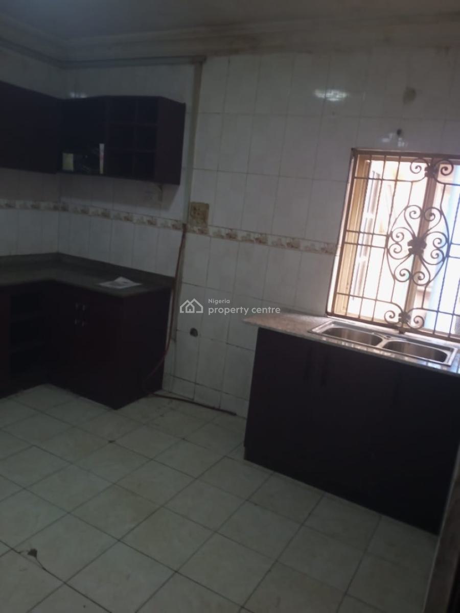 a Standard, Luxury 4 Bedroom Semi Detached Duplex, Gra Phase 1, Magodo, Lagos, Semi-detached Duplex for Rent