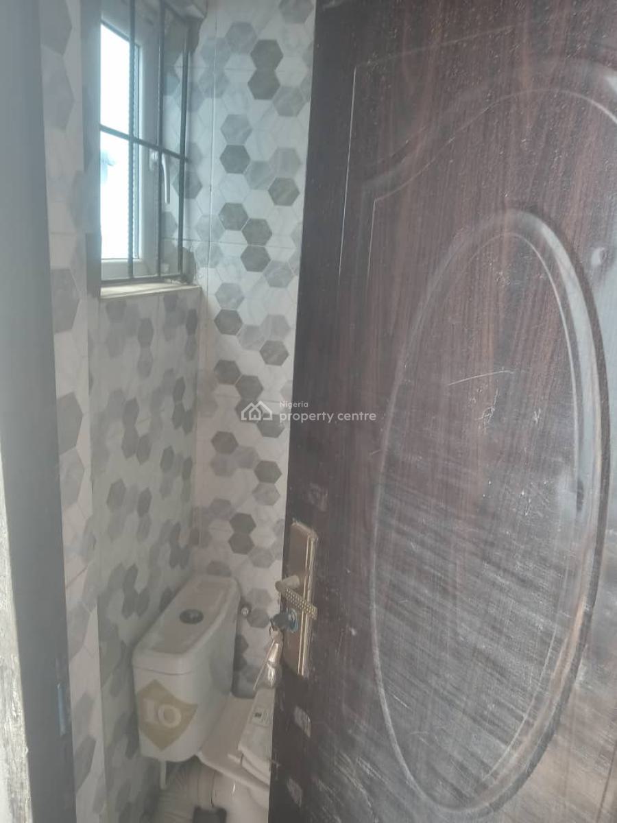 Luxury 2 Bedroom Flat, Gra Phase 1, Magodo, Lagos, Flat / Apartment for Rent