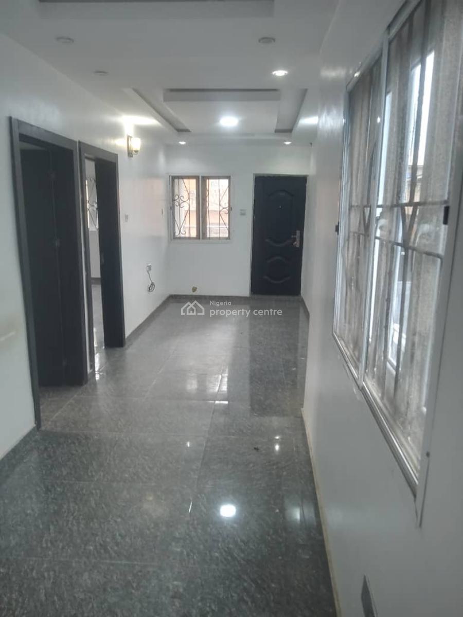 Luxury 2 Bedroom Flat, Gra Phase 1, Magodo, Lagos, Flat / Apartment for Rent