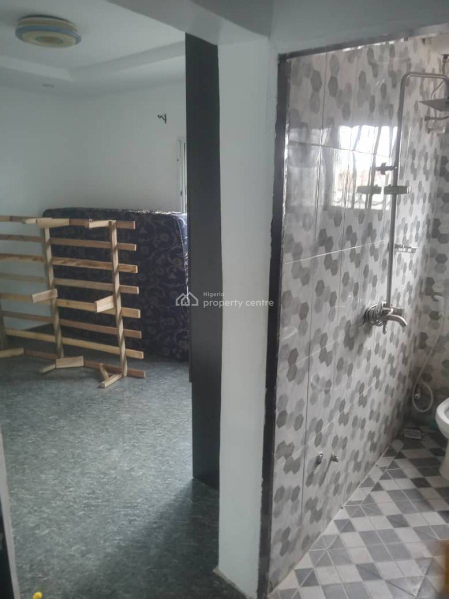 Luxury 2 Bedroom Flat, Gra Phase 1, Magodo, Lagos, Flat / Apartment for Rent