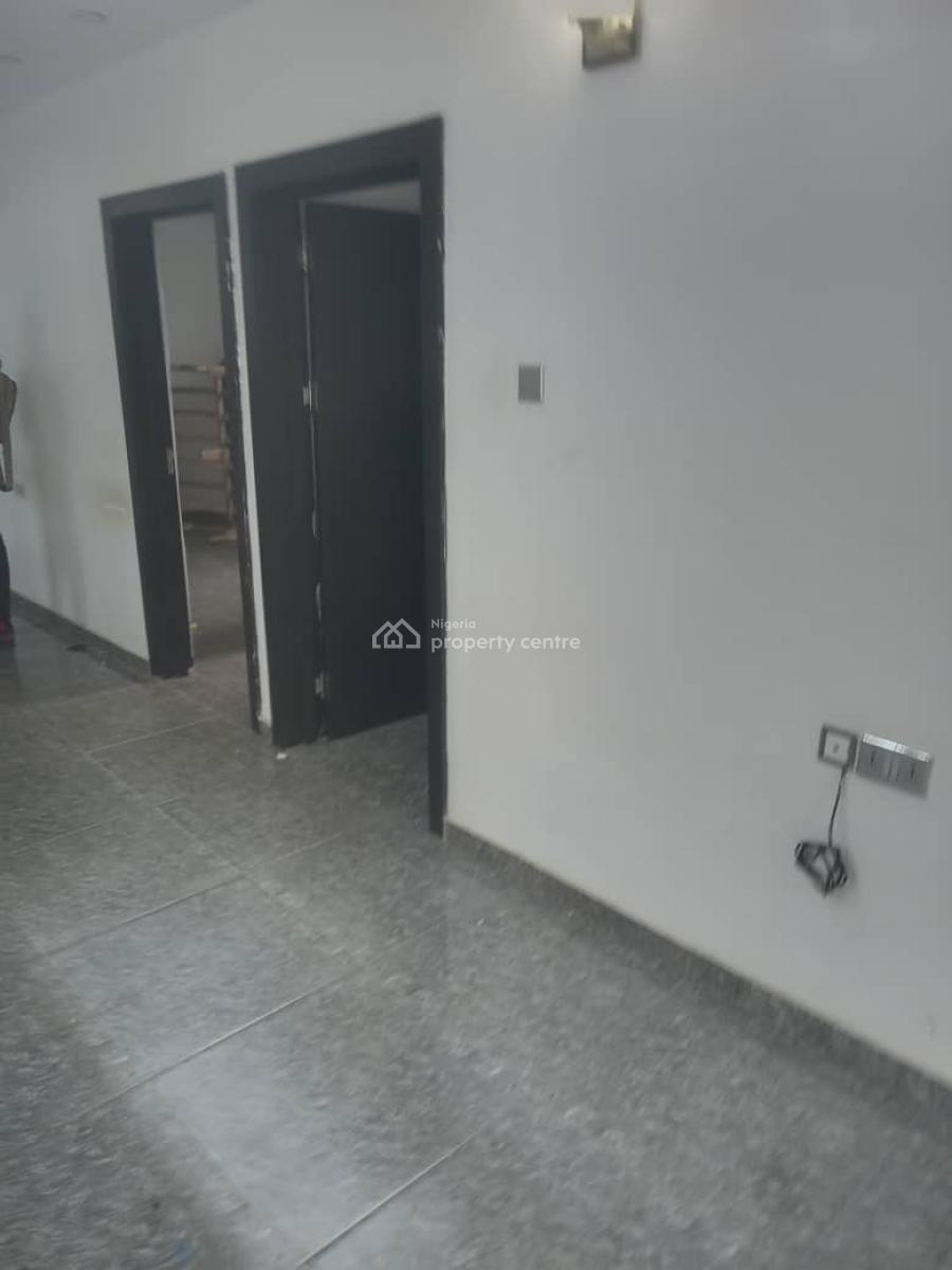 Luxury 2 Bedroom Flat, Gra Phase 1, Magodo, Lagos, Flat / Apartment for Rent