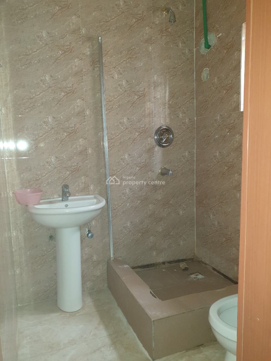 Spacious 4bedroom Terrace, Atlantic View Estate, Lekki, Lagos, Terraced Duplex for Rent