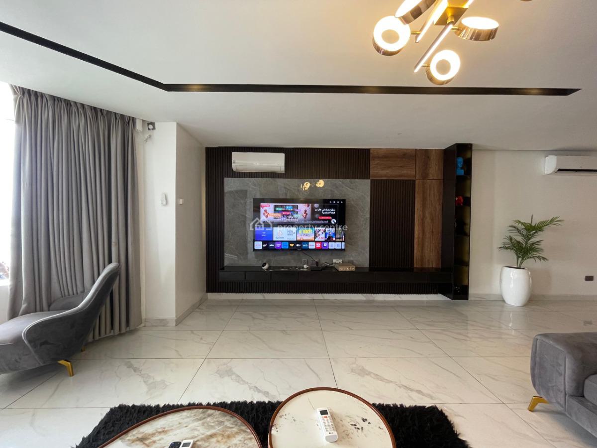 Waterfront 3-bedroom Apartment+ Jetty + Snooker Board + Swimming Pool+, Lekki Phase 1, Lekki Phase 1, Lekki, Lagos, Flat / Apartment Short Let
