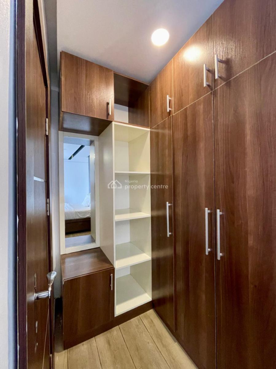 Waterfront 3-bedroom Apartment+ Jetty + Snooker Board + Swimming Pool+, Lekki Phase 1, Lekki Phase 1, Lekki, Lagos, Flat / Apartment Short Let