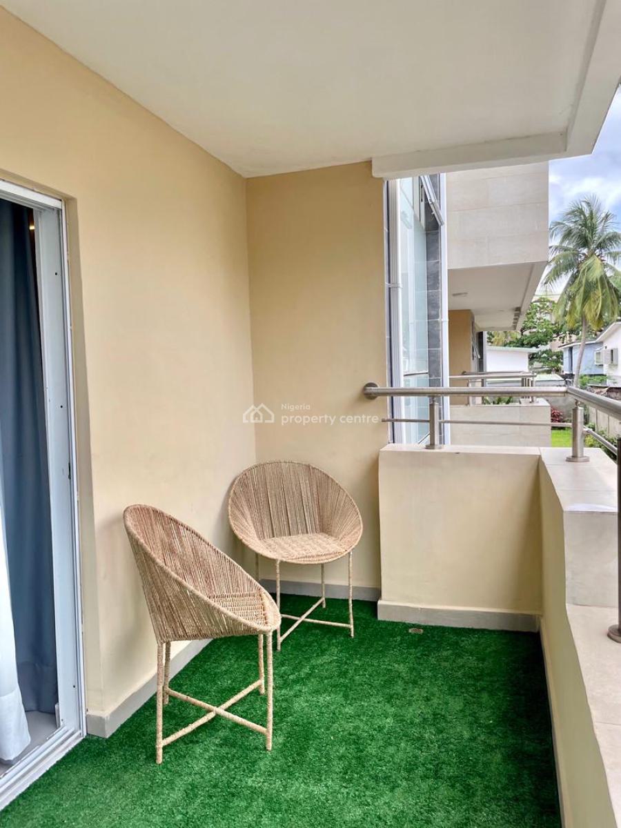 2 Bedroom Apartment with Snooker, Swimming Pool and Ps5, Lekki Phase 1, Lekki, Lagos, Flat / Apartment Short Let