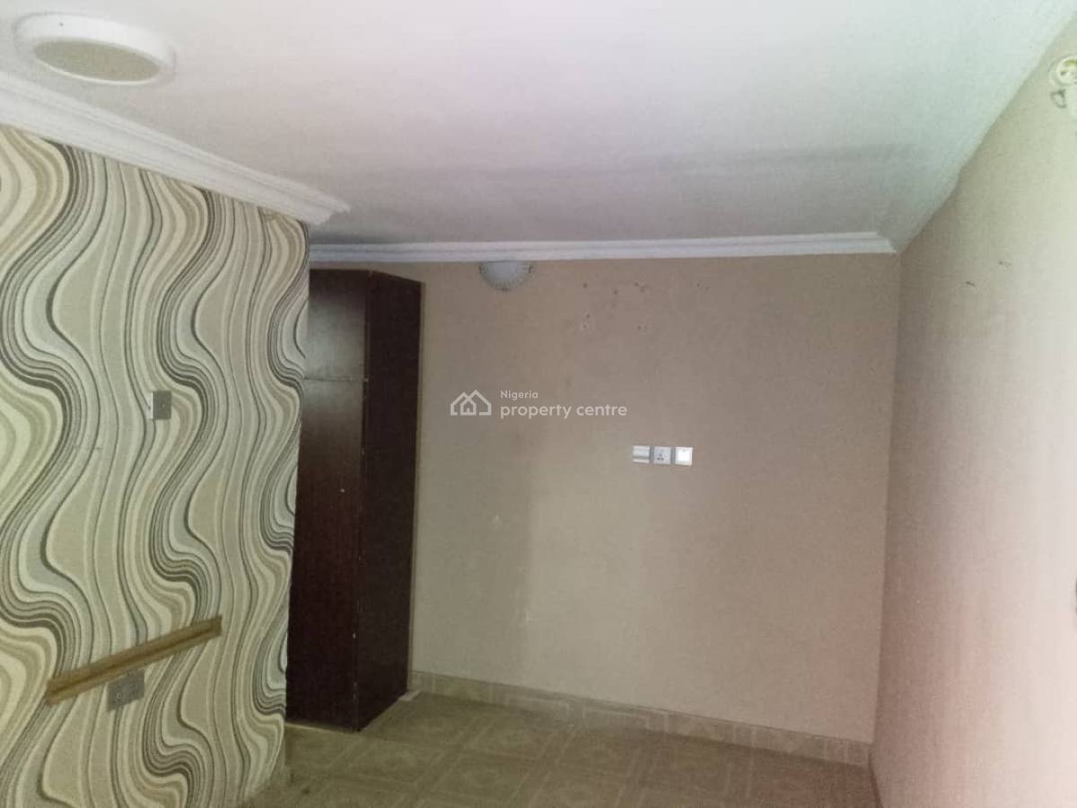Upstairs Self Contain Ikeja, Nalogun, Allen, Ikeja, Lagos, Self Contain (single Rooms) for Rent