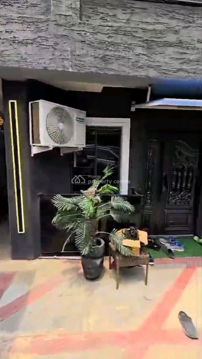 a 5-bedroom Duplex, Ajao Estate Off International Airport, Ikeja, Lagos, Detached Duplex for Sale