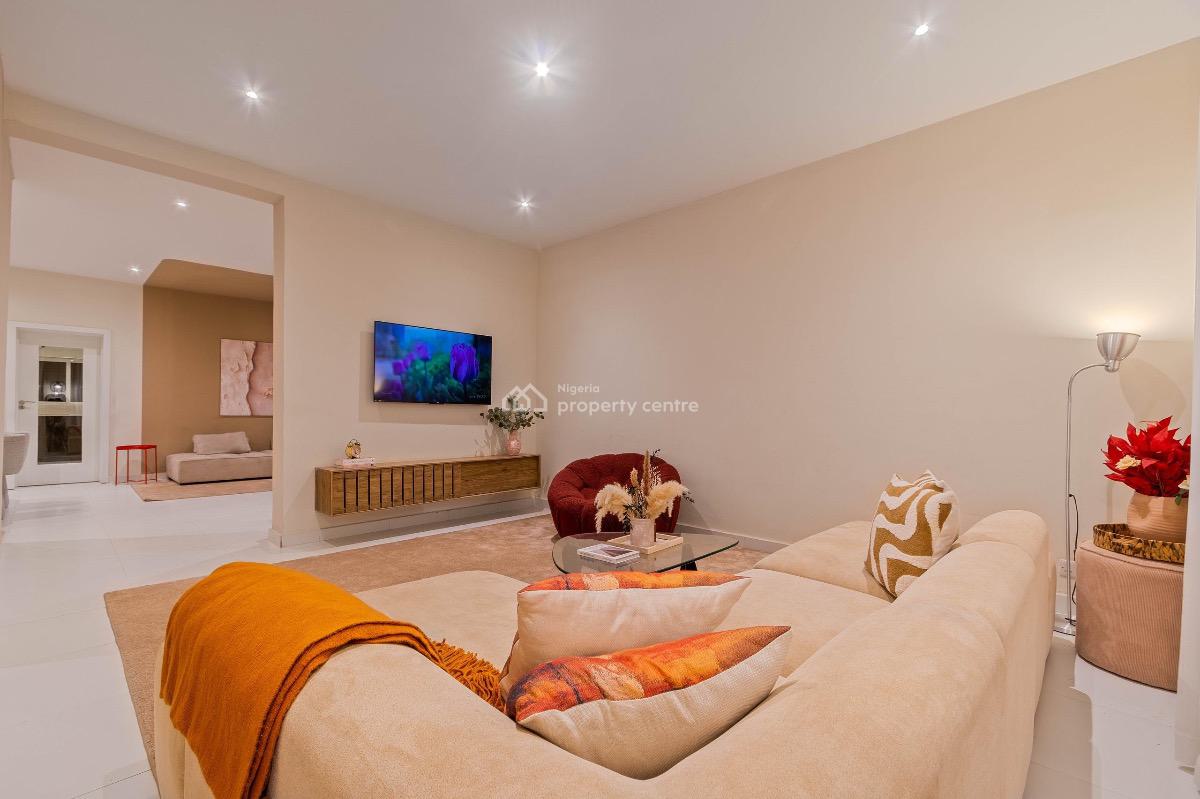 My 4 Bed Is Up and Ready for Bookings at Victoria Island 🤍. Available, Lekki Phase 1, Lekki, Lagos, Flat / Apartment Short Let