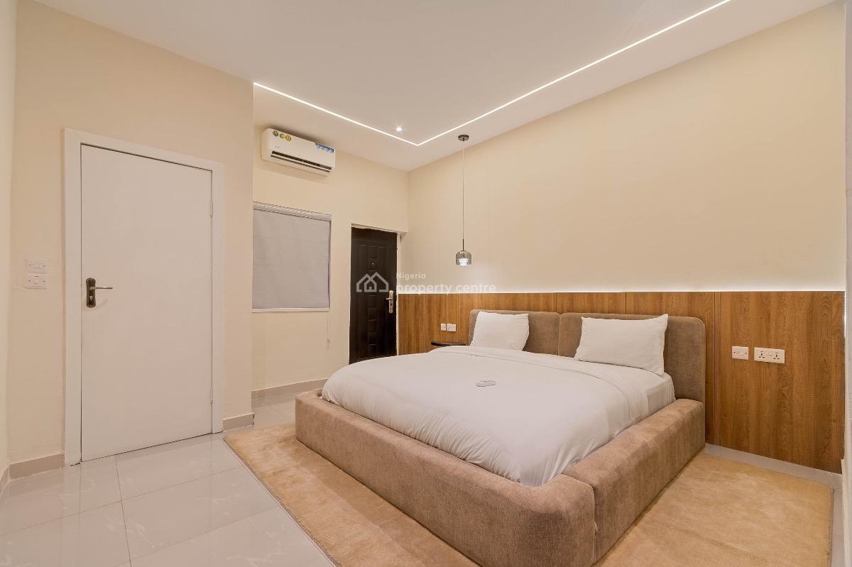 My 4 Bed Is Up and Ready for Bookings at Victoria Island 🤍. Available, Lekki Phase 1, Lekki, Lagos, Flat / Apartment Short Let