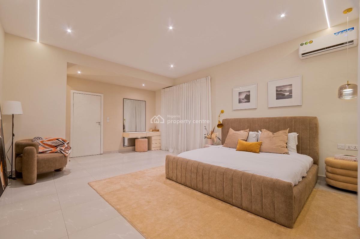 My 4 Bed Is Up and Ready for Bookings at Victoria Island 🤍. Available, Lekki Phase 1, Lekki, Lagos, Flat / Apartment Short Let