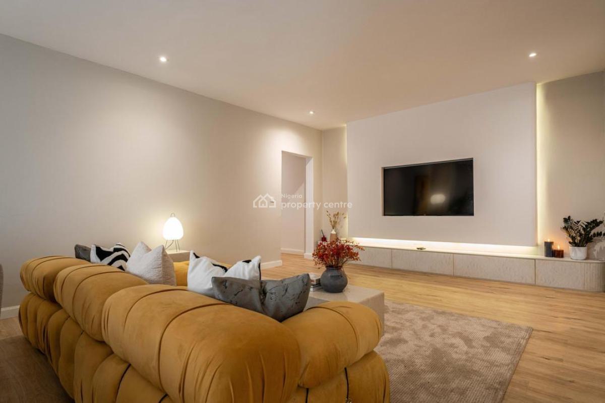 Ready for a Smart Getaway?  Book Our 2-bedroom Starlight! Alexa-powe, Lekki Phase 1, Lekki, Lagos, Flat / Apartment Short Let