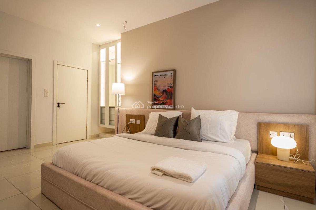 Ready for a Smart Getaway?  Book Our 2-bedroom Starlight! Alexa-powe, Lekki Phase 1, Lekki, Lagos, Flat / Apartment Short Let